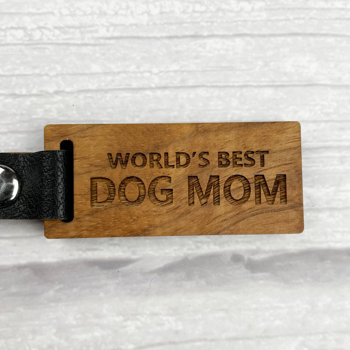 Dog - Keychain - World's Best Dog Mom – Meow and Bark Designs